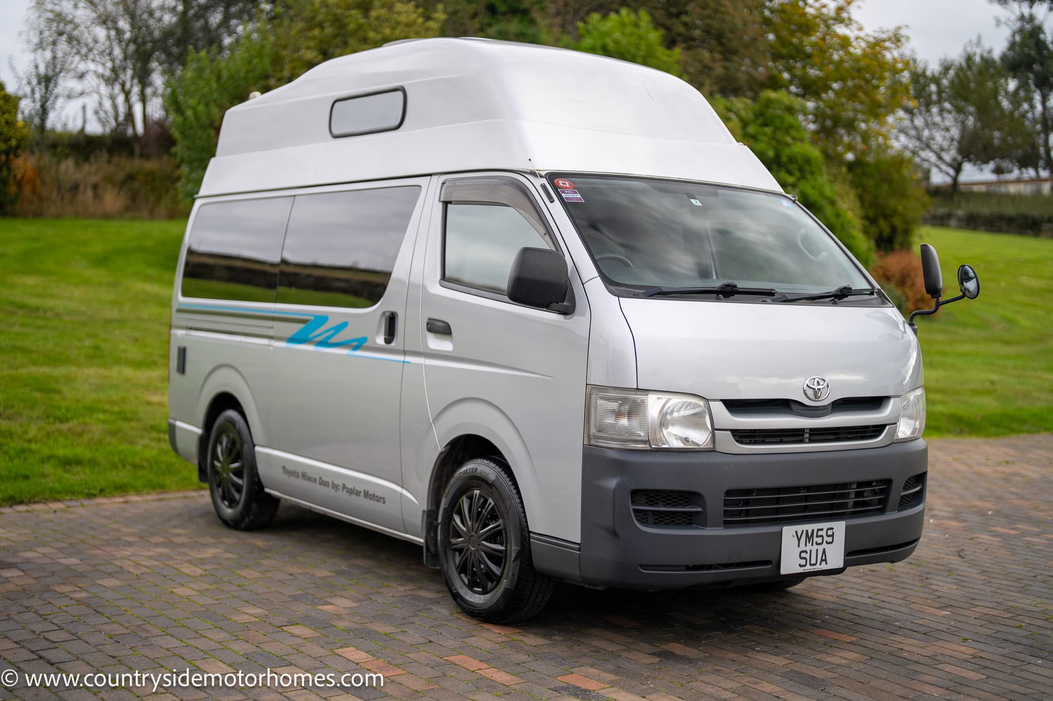 Cover Image for 2010 Toyota Hiace Grand Hiace 2.0